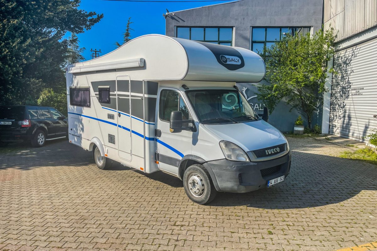 SALY Karavan - Kiralama IVECO Daily Motokaravan4